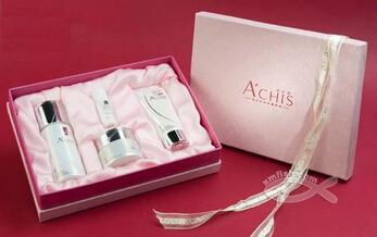 專業印刷服務 臺歷、掛歷、包裝盒與畫冊的卓越品質